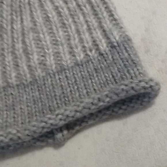 NWOT Lizette gray knit hat - Picture 3 of 6